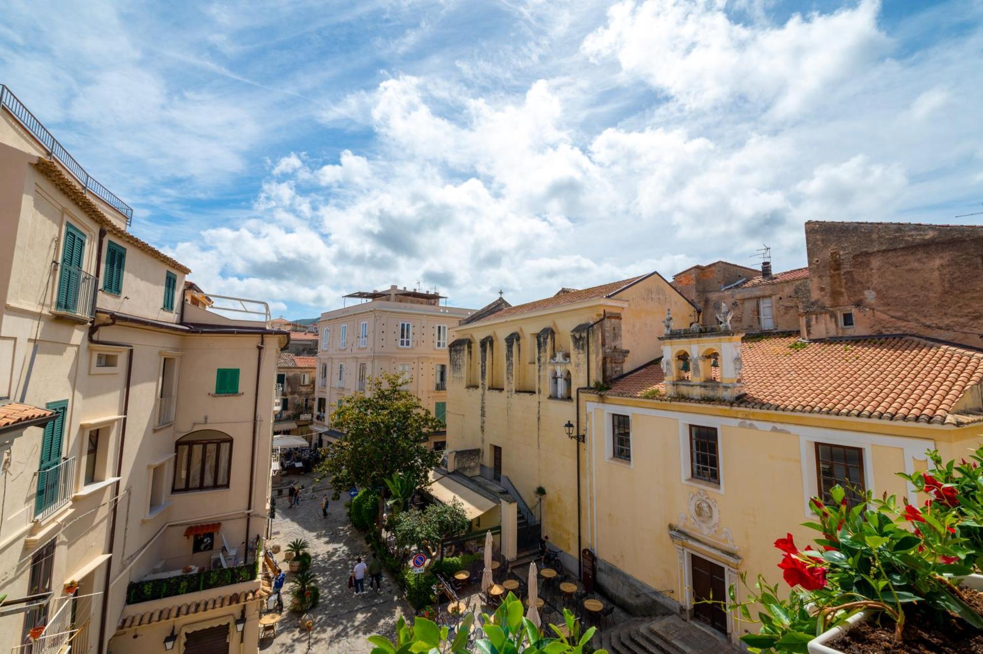 La Divina - Free Parking - Bed and Breakfast Tropea Exteriör bild